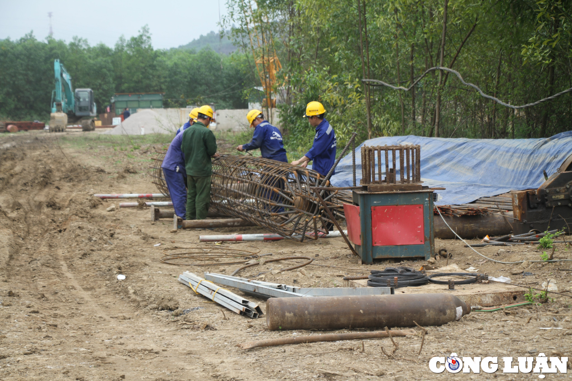 tap trung thi cong cao toc van ninh  cam lo ngay tu dau nam hinh 4