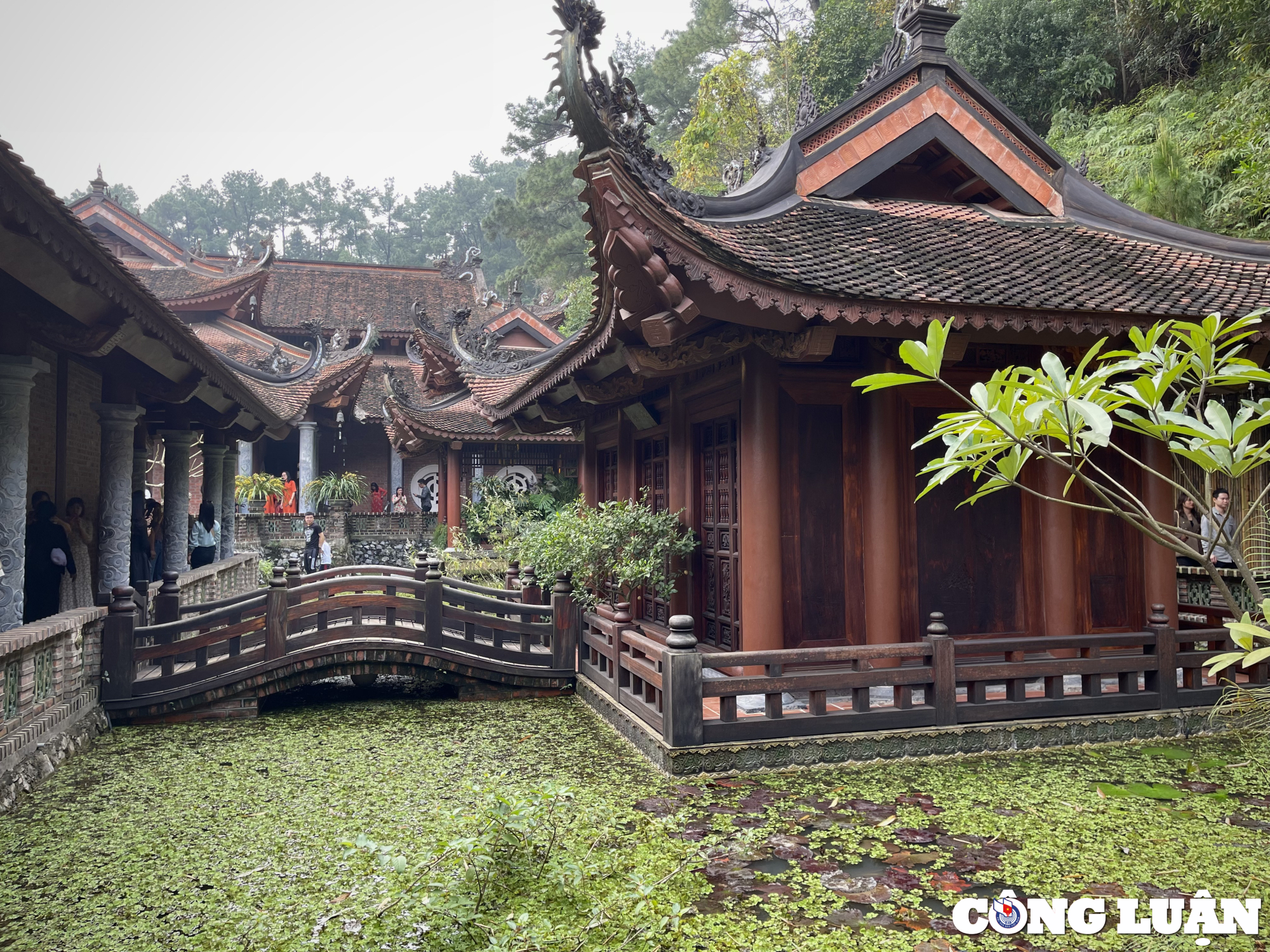 chua dung dia tang phi lai tu noi tien canh an lac tai ha nam hinh 4