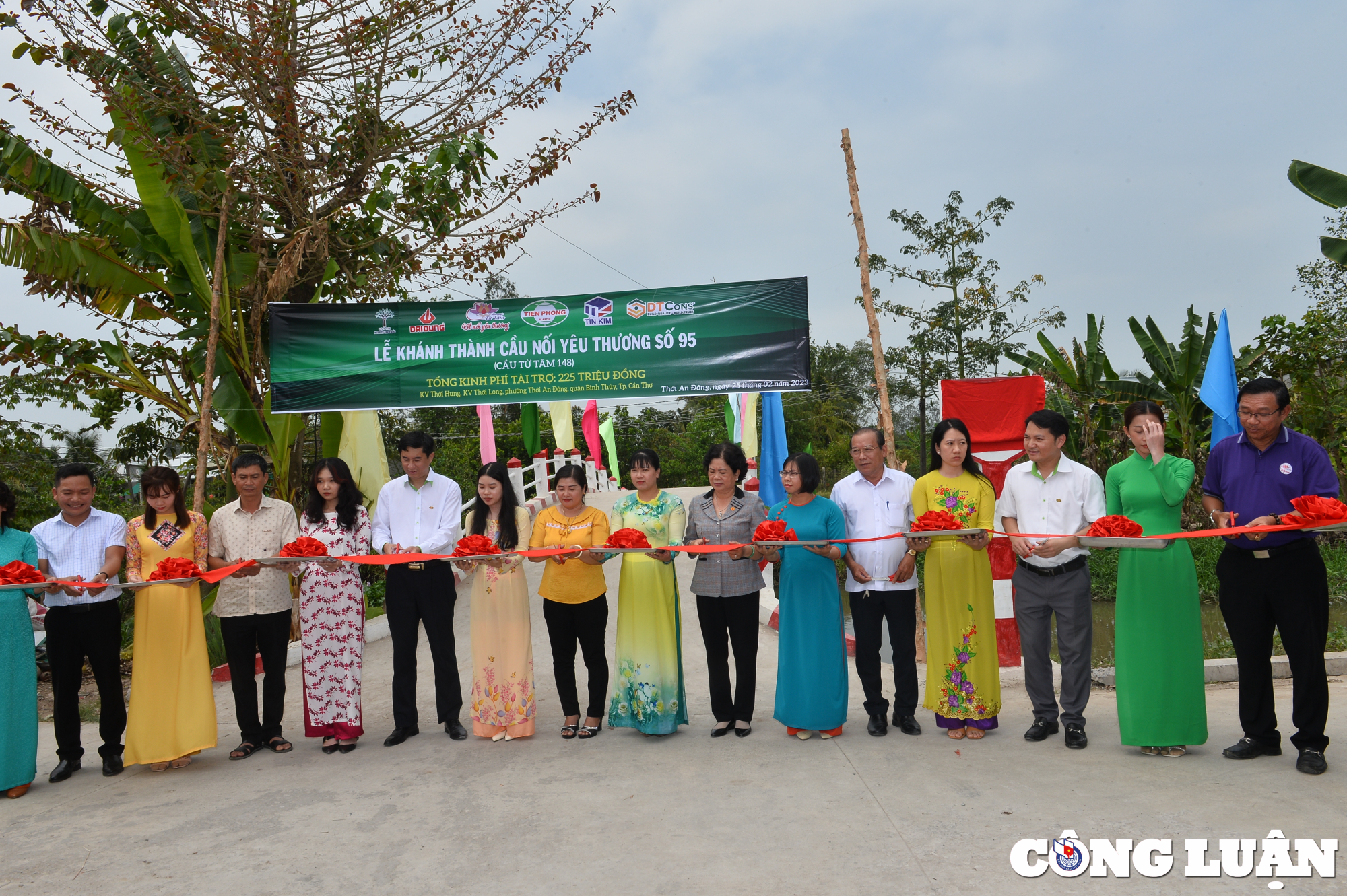 nhua tien phong khanh thanh 3 cau noi yeu thuong tai vinh long va can tho hinh 3