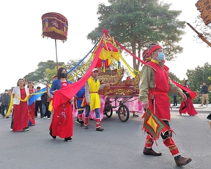 le hoi truyen thong den a sao tuong nho cong duc hung dao dai vuong tran quoc tuan hinh 4