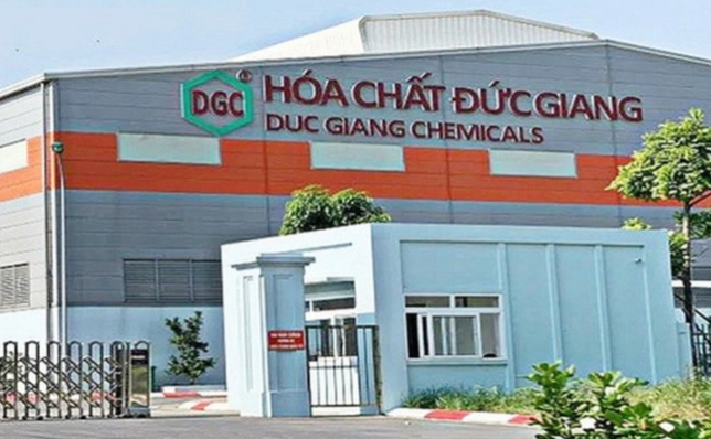 hoa chat duc giang dgc len ke hoach loi nhuan 2023 giam mot nua do lo ngai kho khan hinh 1