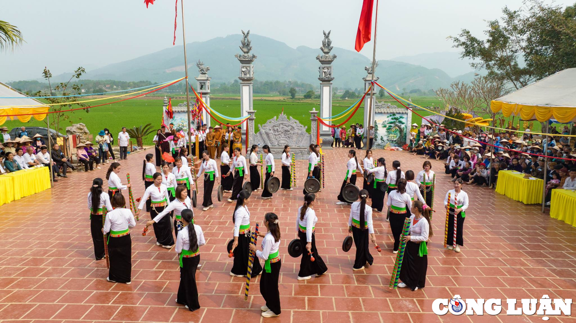 phu tho khai hoi tuong nho cong duc cua duc thanh tan vien hinh 4