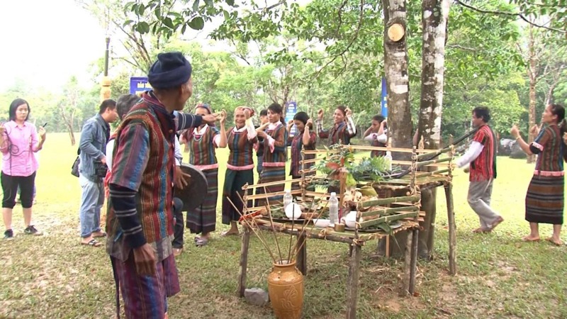 le mung com moi cua nguoi bru van kieu la di san van hoa phi vat the quoc gia hinh 3