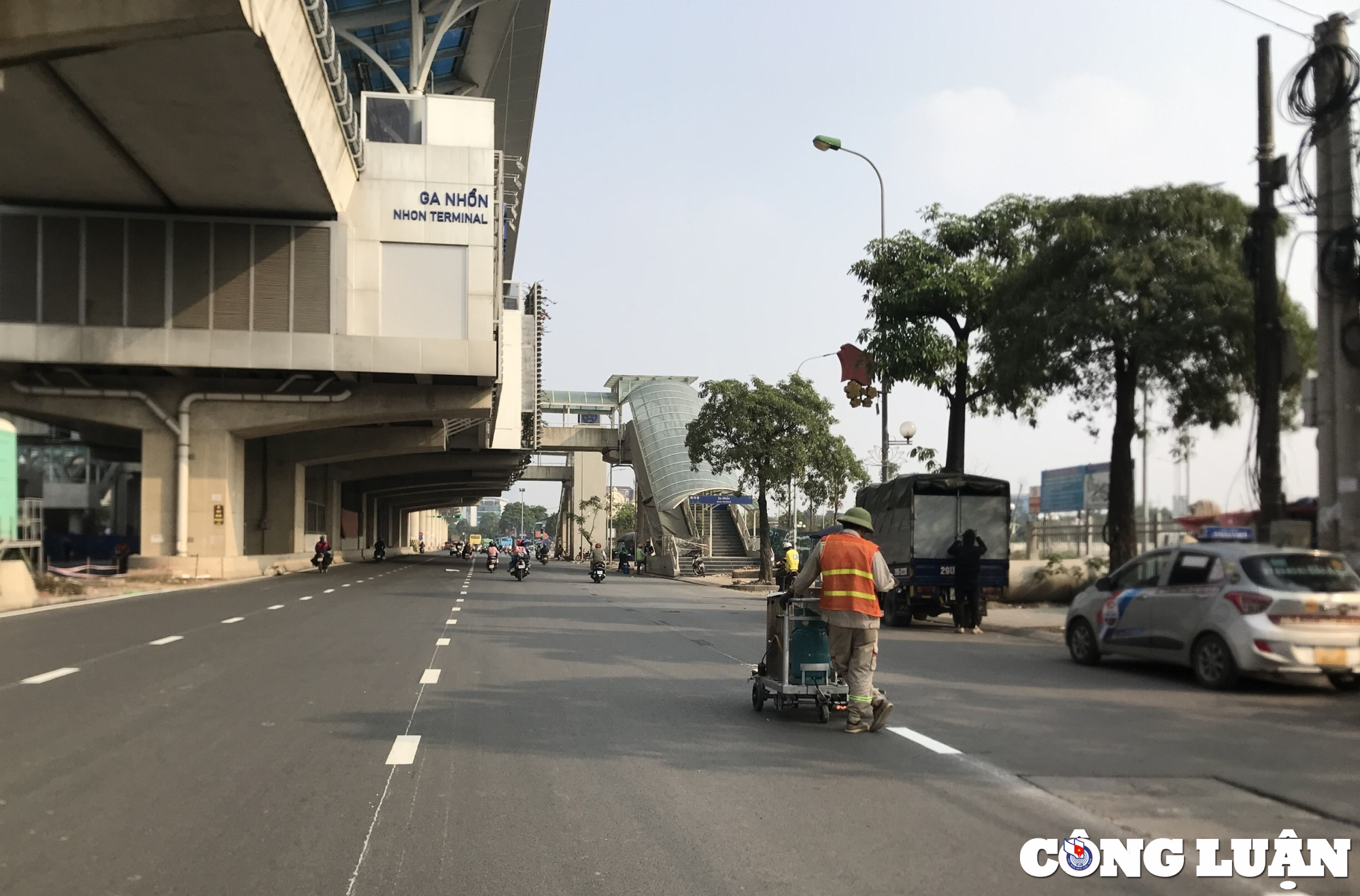 nhung cai bay phia duoi duong sat do thi nhon  ga ha noi hinh 10