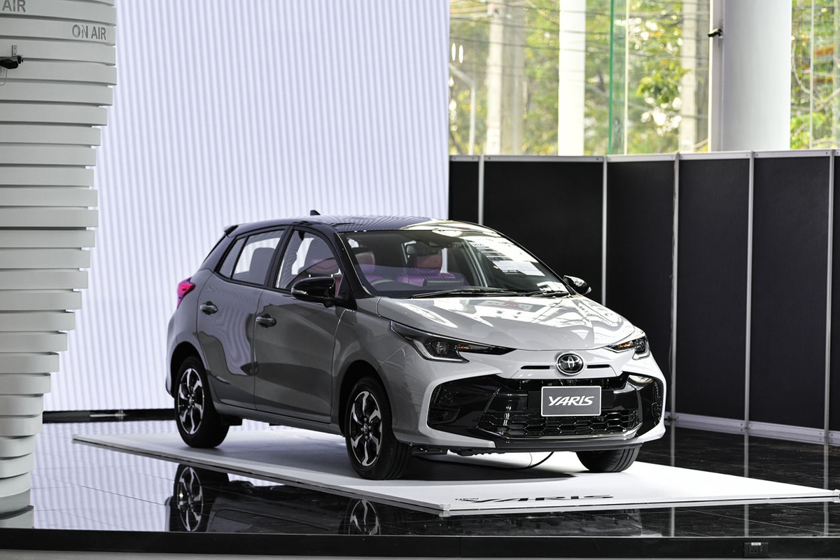 toyota yaris ban nang cap 2023 ra mat hinh 1