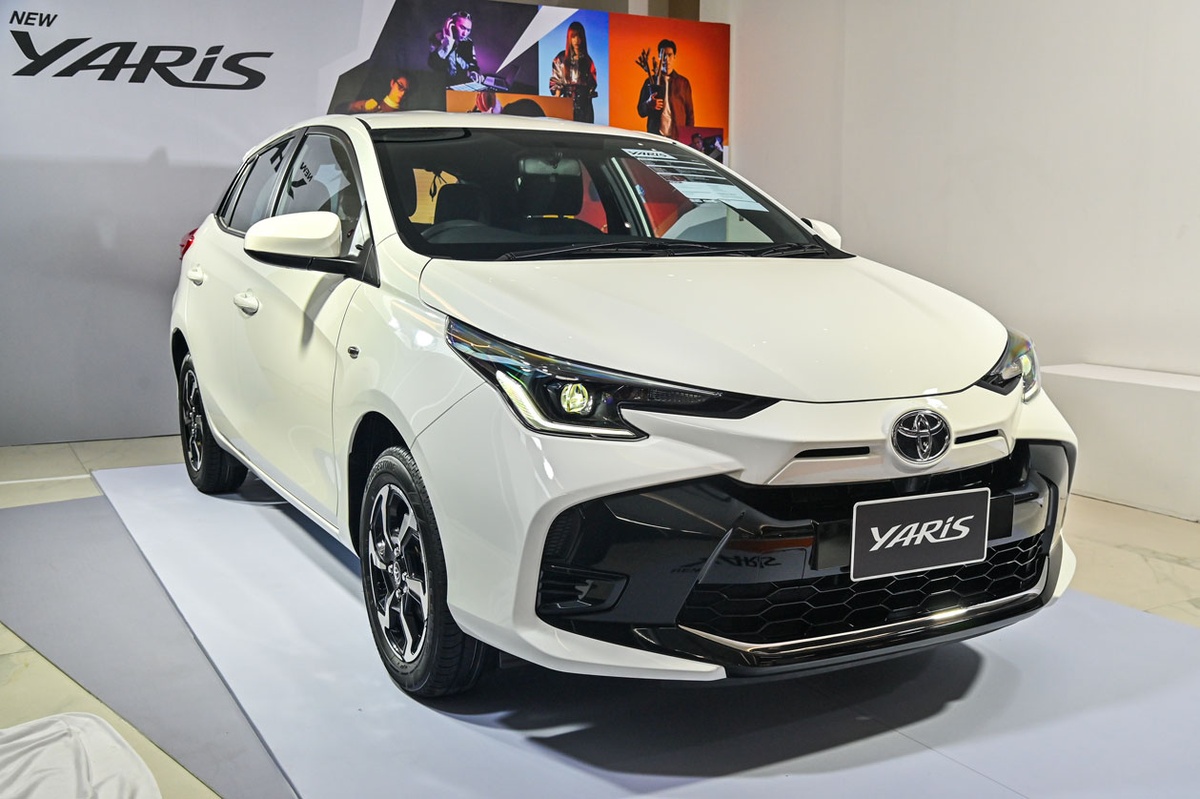 toyota yaris ban nang cap 2023 ra mat hinh 4