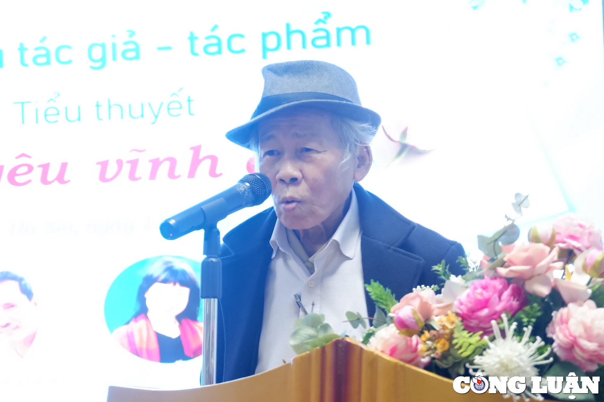 khat vong ve tinh yeu vinh cuu cua nha van tran thien huong hinh 8