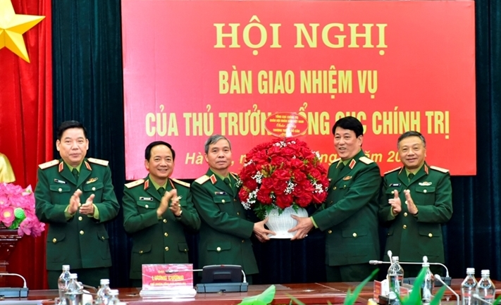 ban giao nhiem vu cua thu truong tong cuc chinh tri quan doi nhan dan viet nam hinh 2