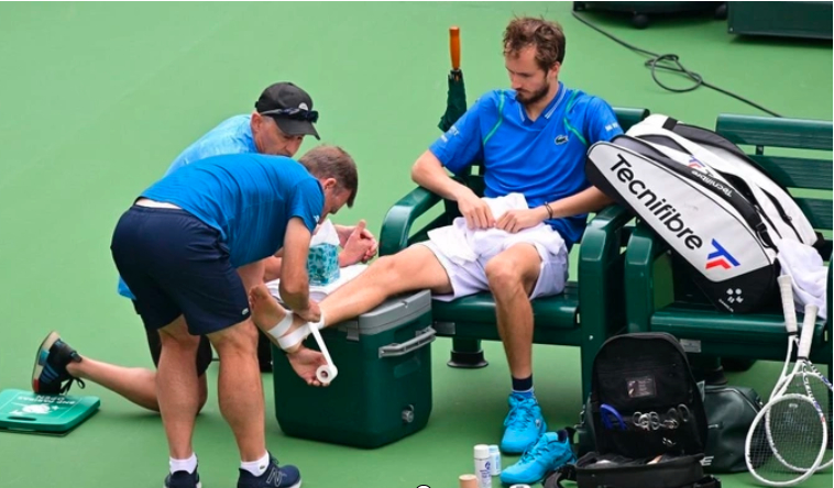 daniil medvedev vao tu ket giai indian wells hinh 1