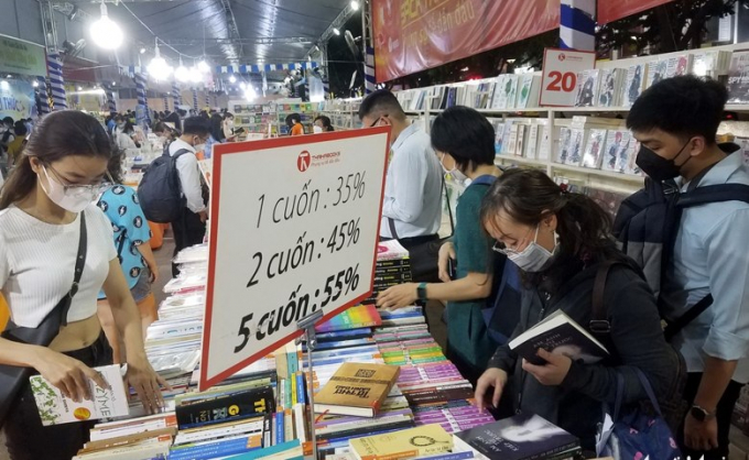Ngày sách và văn hóa đọc Việt Nam lần thứ nhất để thu hút được sự quan tâm của đông đảo công chúng bạn đọc trong năm 2022 - Ảnh: TN