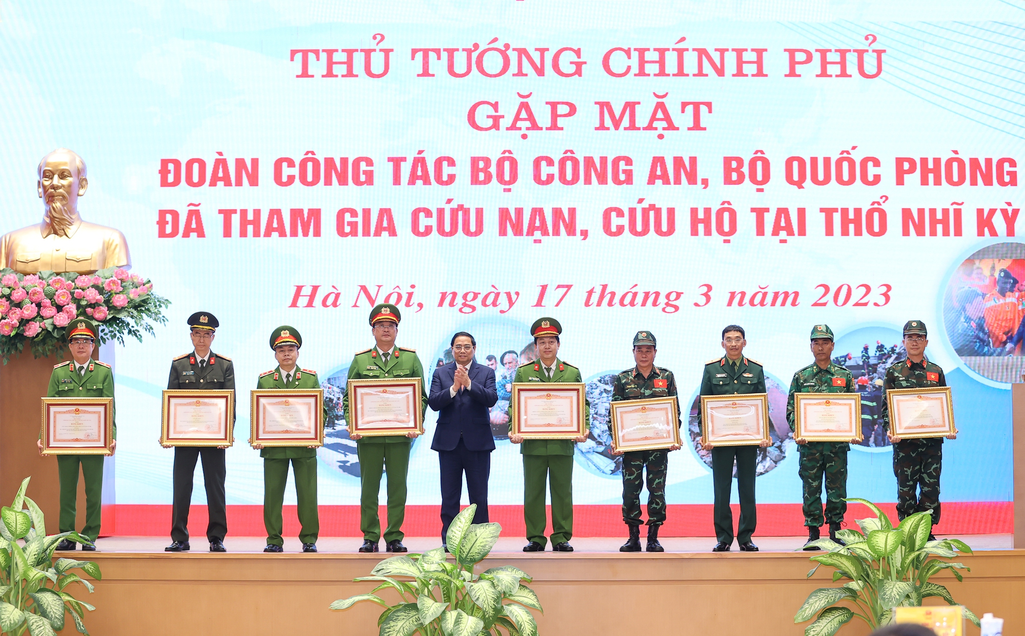 khang dinh uy tin nang luc cua viet nam trong giai quyet cac van de quoc te hinh 3