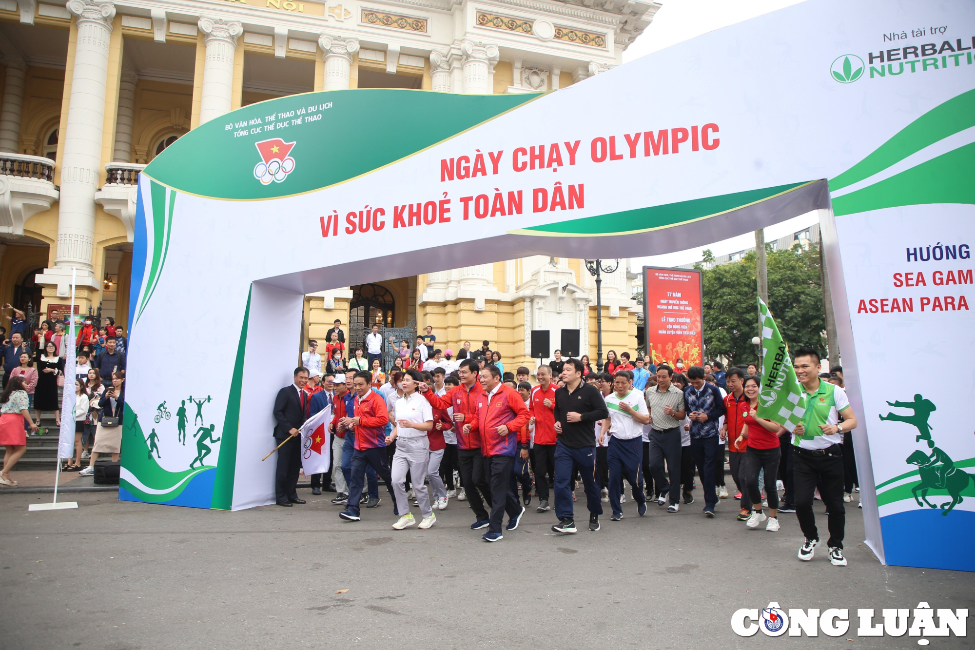 vinh quang the thao viet nam  huong toi sea games 32 nang cao suc khoe toan dan hinh 1