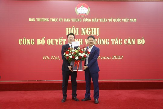 bo nhiem ong nguyen van dung lam pho tong bien tap tap chi mat tran hinh 3