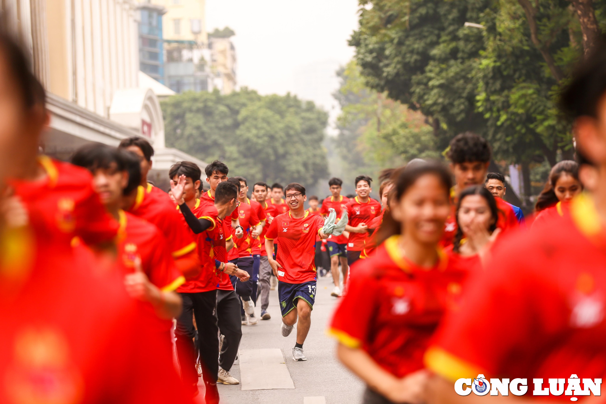 200 van dong vien viet nam tham gia le ruoc duoc sea games 32 hinh 9