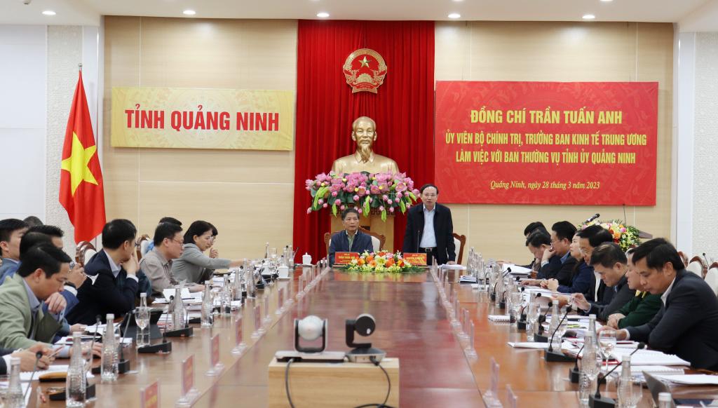 Toàn cảnh buổi làm việc của Trưởng Ban Kinh tế Trung ương, Trần Tuấn Anh với Tỉnh ủy Quảng Ninh. Ảnh: Cổng TTĐT Quảng Ninh.
