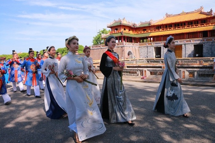 hue dau tu hon 500 ty dong de tro thanh kinh do ao dai hinh 2