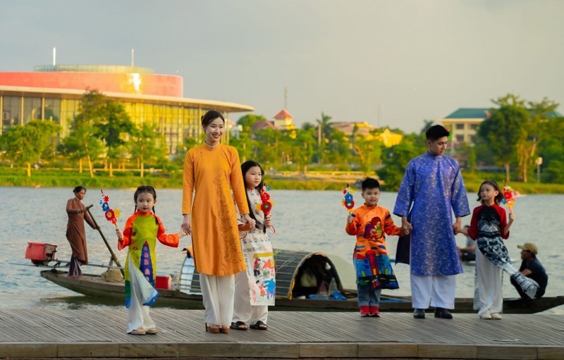 hue dau tu hon 500 ty dong de tro thanh kinh do ao dai hinh 3