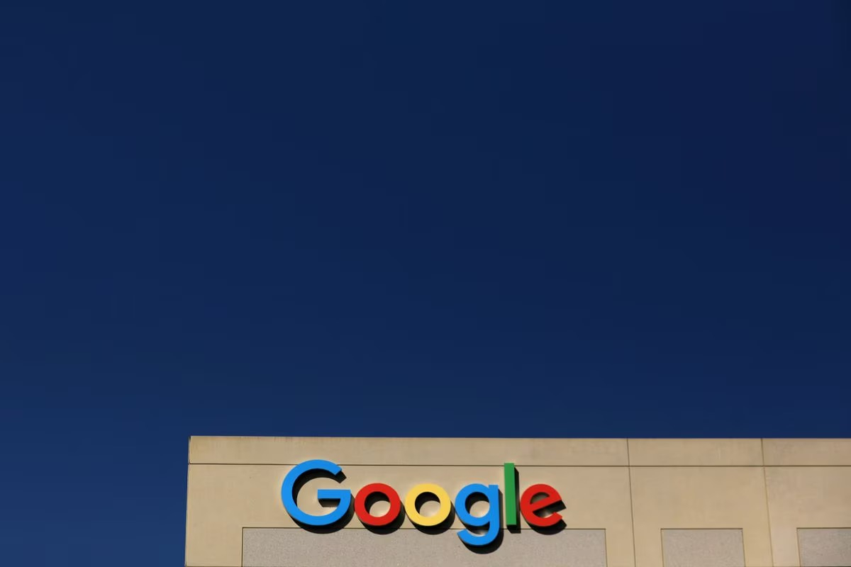 Google cho biết siêu máy tính AI của họ nhanh và xanh hơn