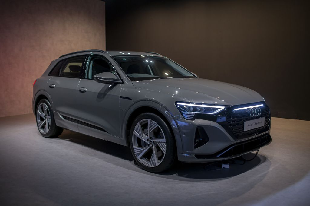 audi q8 e tron sap ve viet nam co gi moi hinh 1