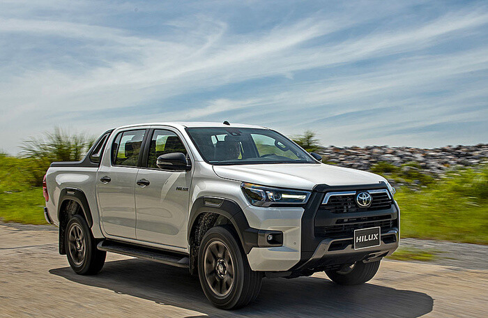 toyota hilux 2023 tro lai viet nam voi dong co dau tieu chuan euro 5 hinh 1