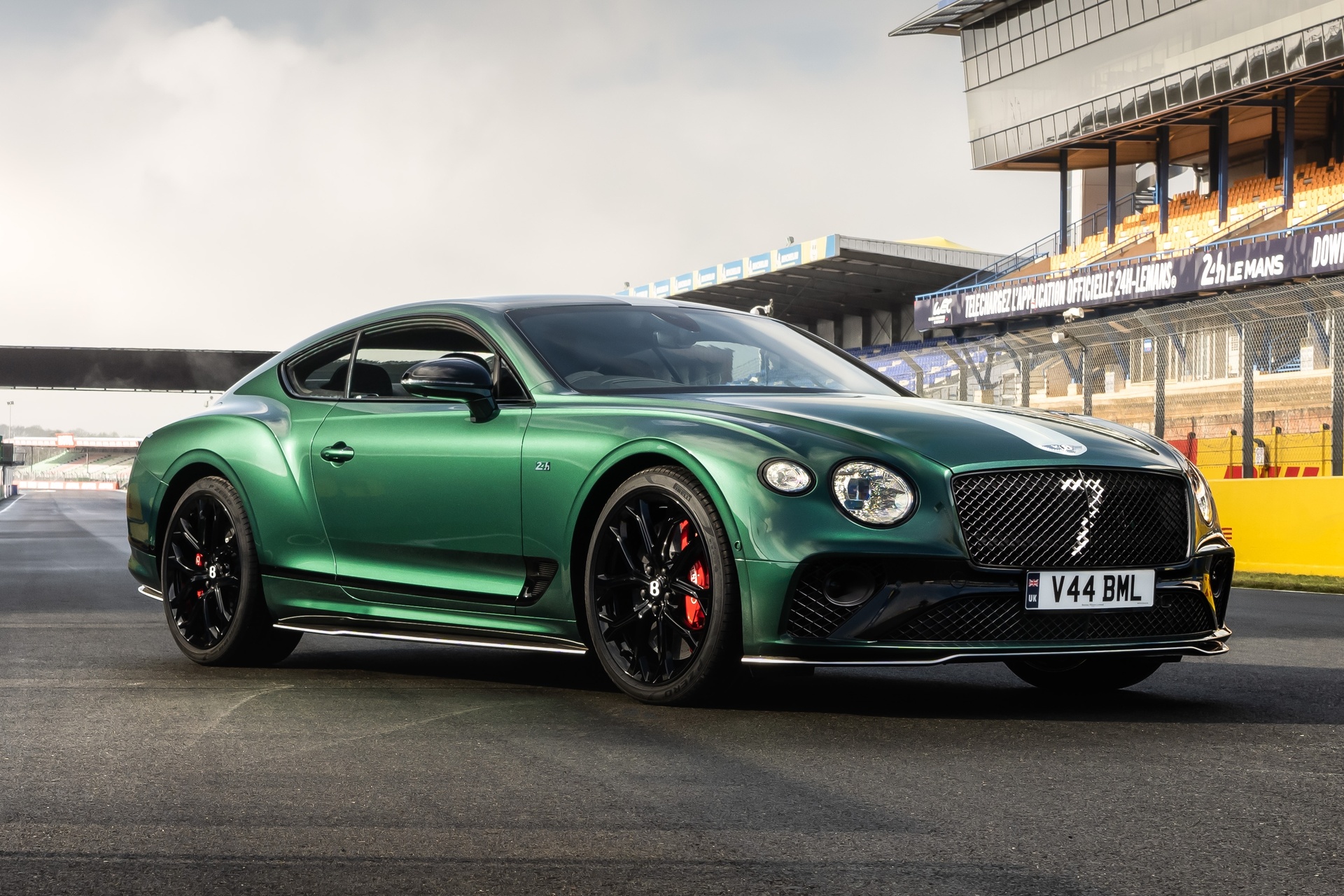 chiem nguong bentley continental gt le mans collection phien ban gioi han chi 48 chiec hinh 3