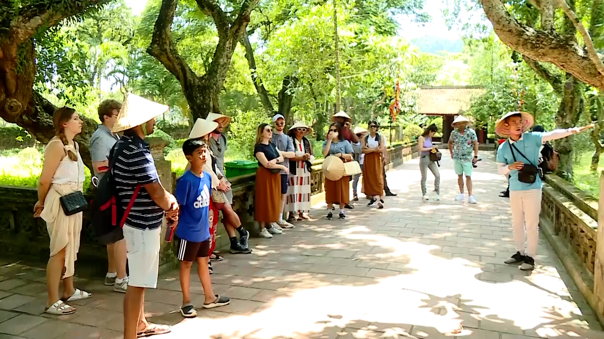 lien ket de phat trien du lich o ninh binh hinh 1