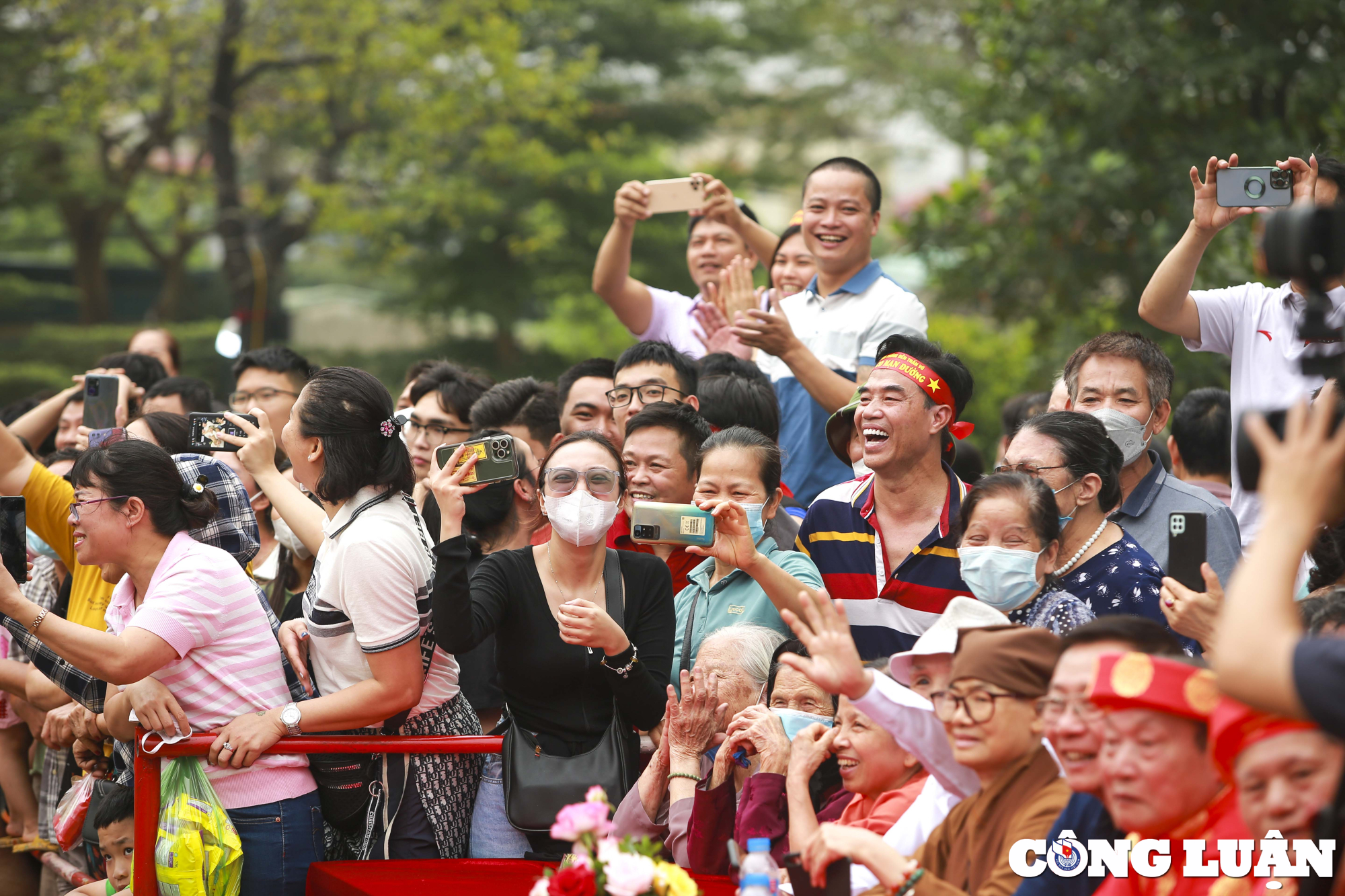 ha noi doc dao tro keo co ngoi tai le hoi den tran vu hinh 12