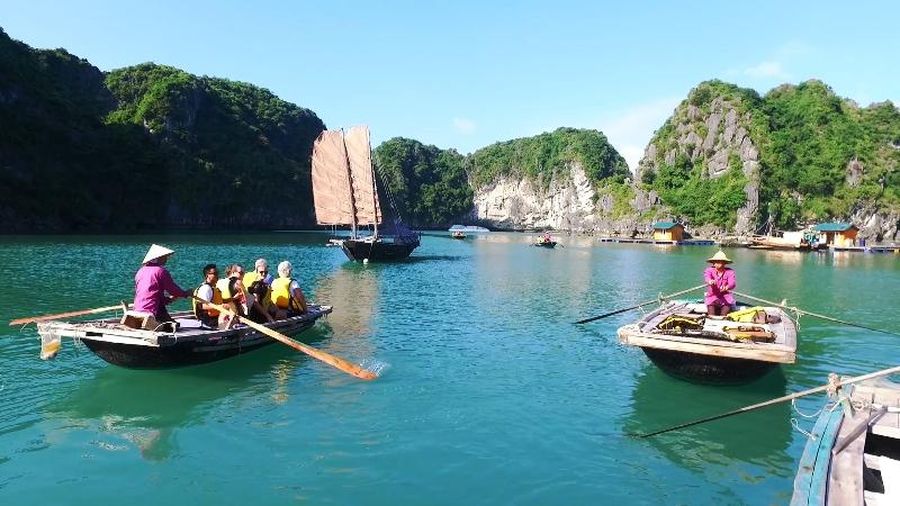 quang ninh san sang cho mua cao diem du lich he hinh 1