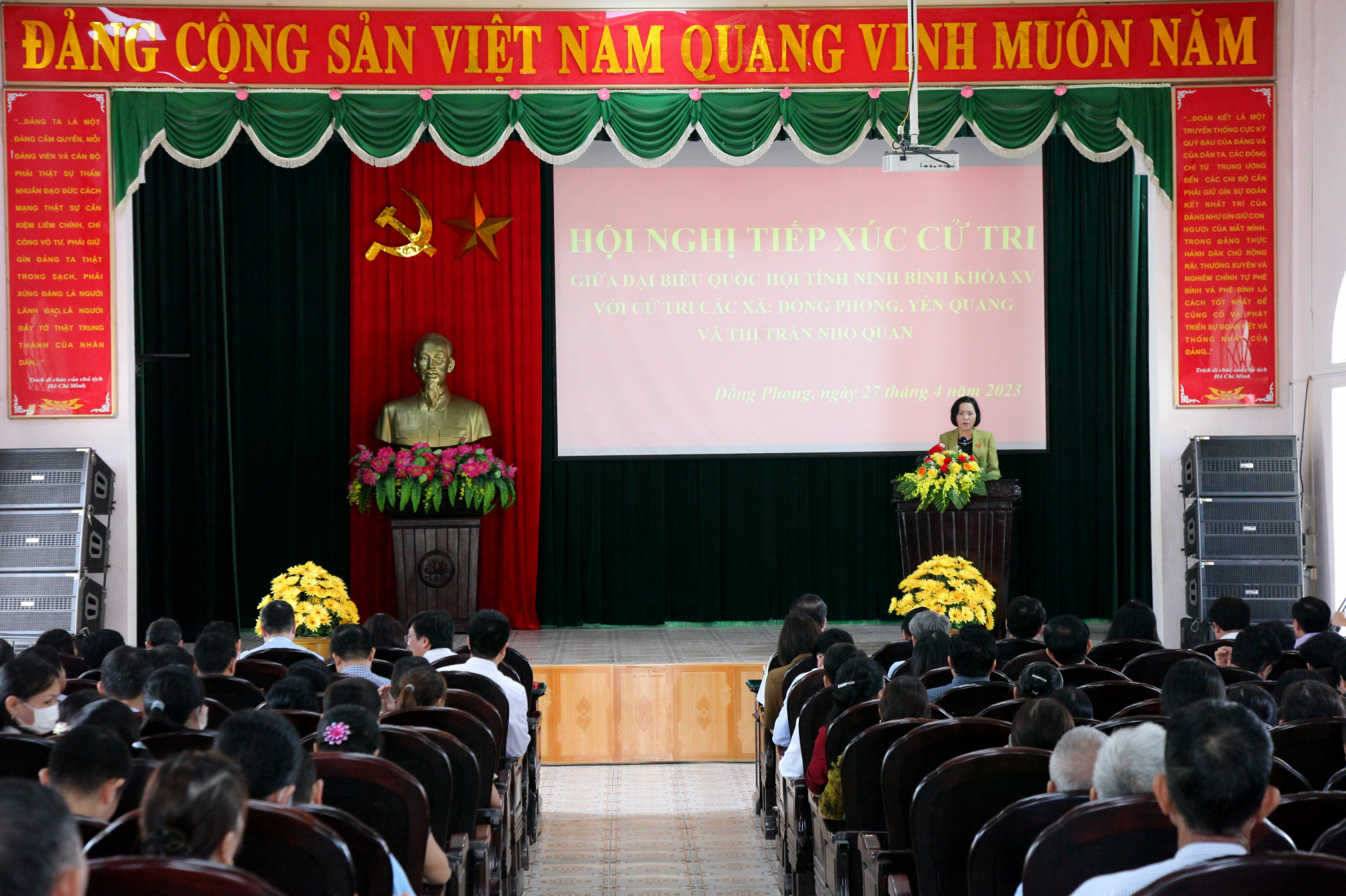 cu tri ninh binh de nghi nha nuoc quan tam den chinh sach doi voi giao vien mam non hinh 2