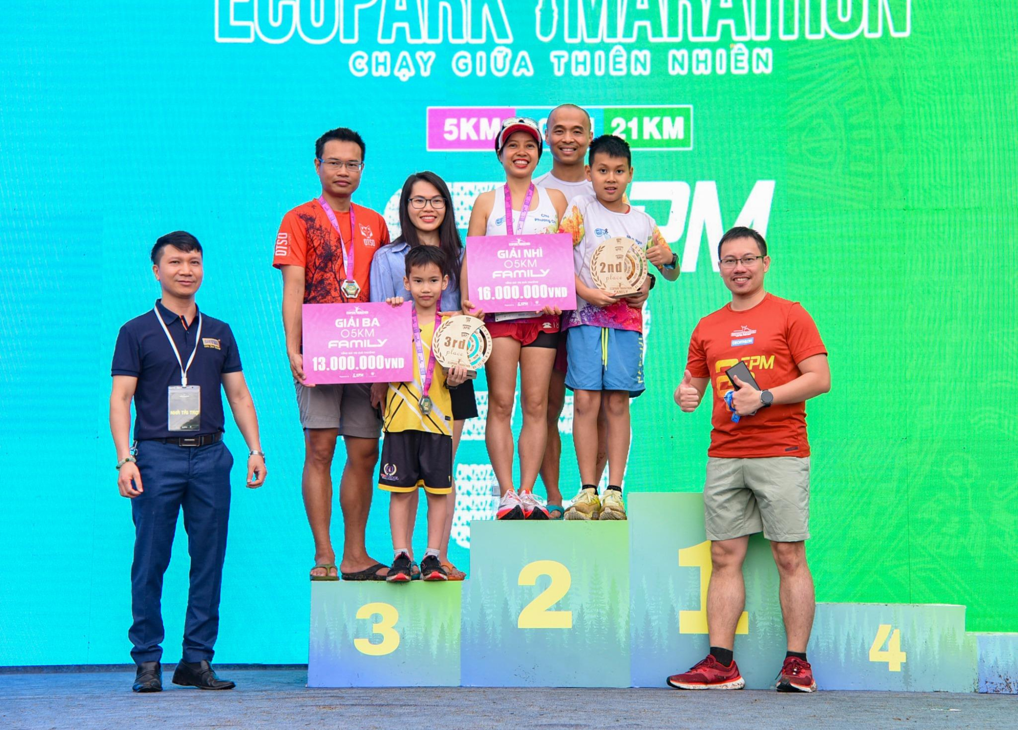 nhung khoanh khac kho quen tren duong dua ecopark marathon 2023 hinh 9