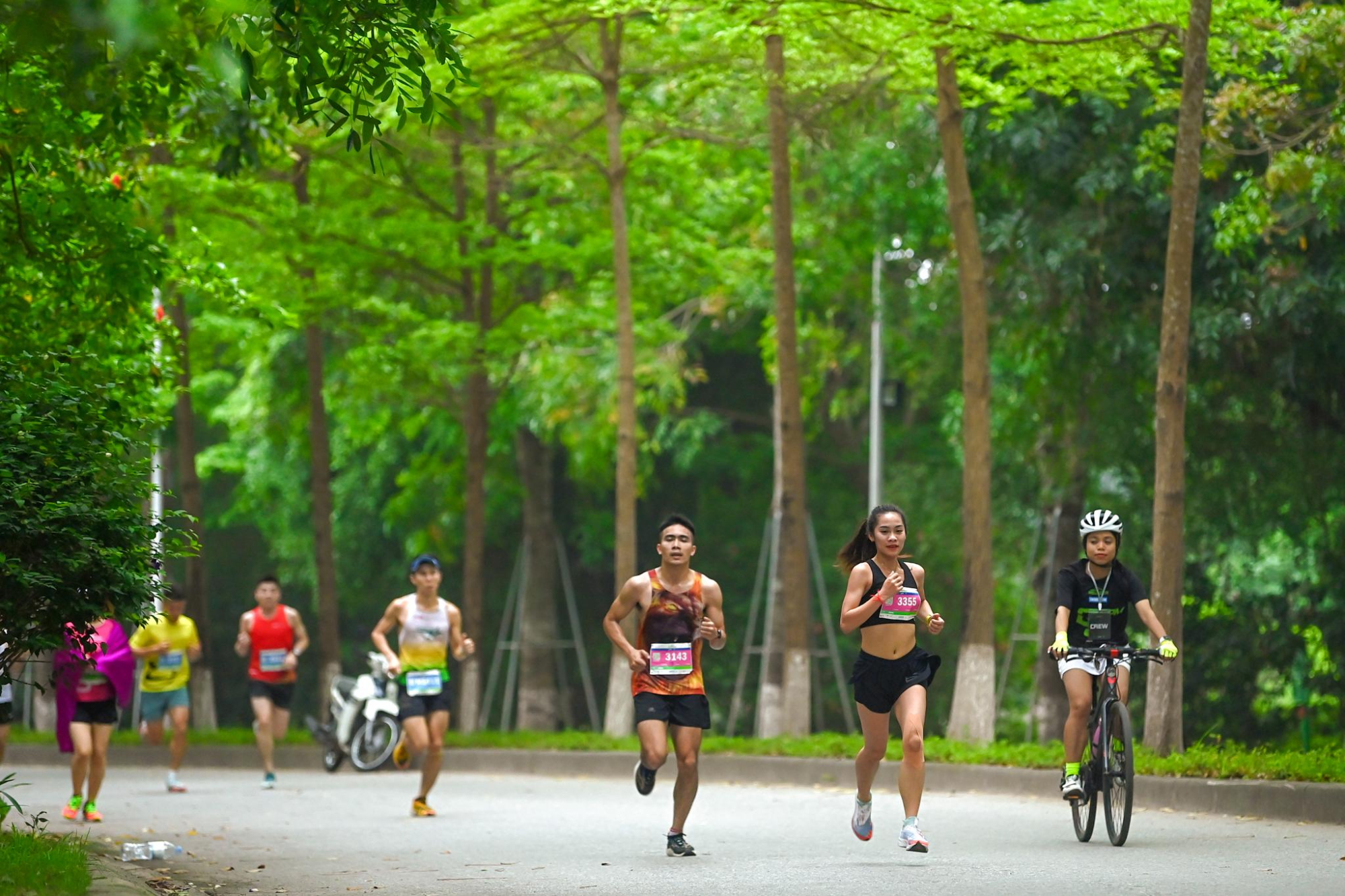 thien nhien xanh hut mat o giai chay ecopark marathon 2023 hinh 6