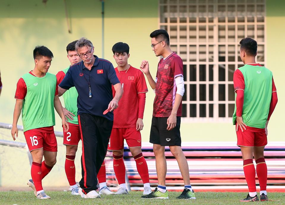 truoc tran u22 viet nam vs u22 singapore co hoi cho khuat van khang hinh 3