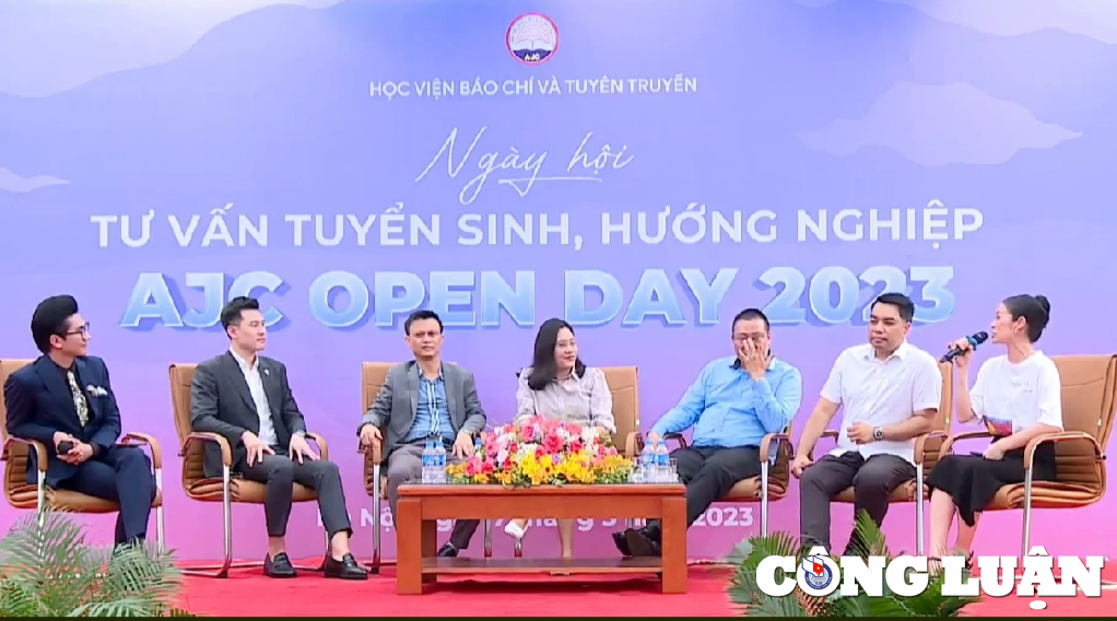 ajc open day 2023 cung cap tu van chia se thong tin huu ich trong lua chon nganh hoc phu hop hinh 2