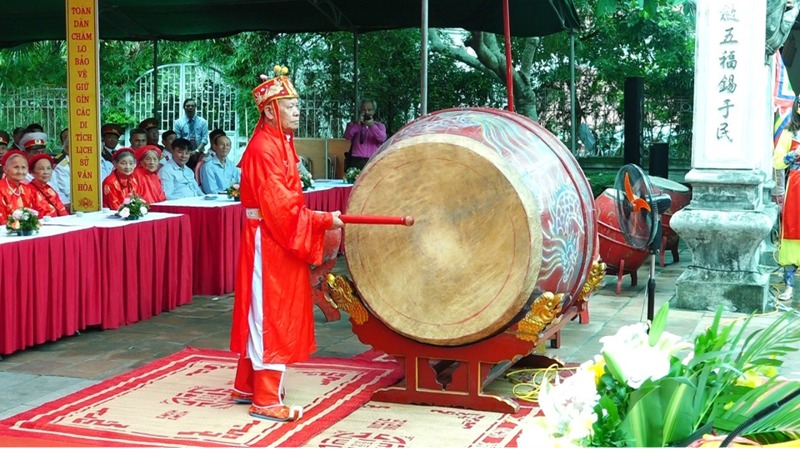Phần lễ trong ngày khai hội được tổ chức trang nghiêm, đảm bảo các nghi thức tế lễ truyền thống. Ảnh: KTĐT