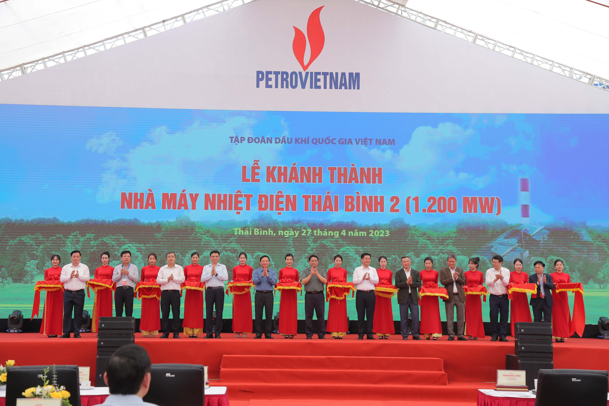 tan dung co hoi de gia tang doanh thu petrovietnam hoan thanh vuot muc ke hoach 4 thang dau nam 2023 hinh 3