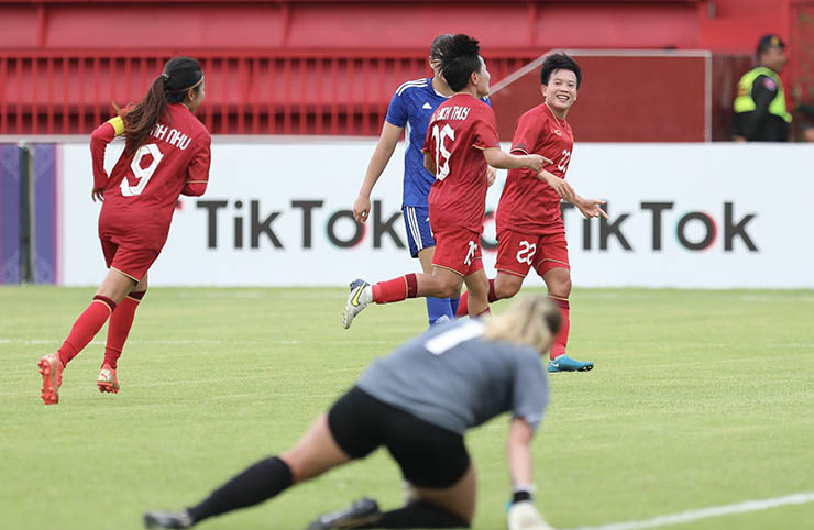 dt nu viet nam gap campuchia o ban ket bong da nu sea games 32 hinh 1