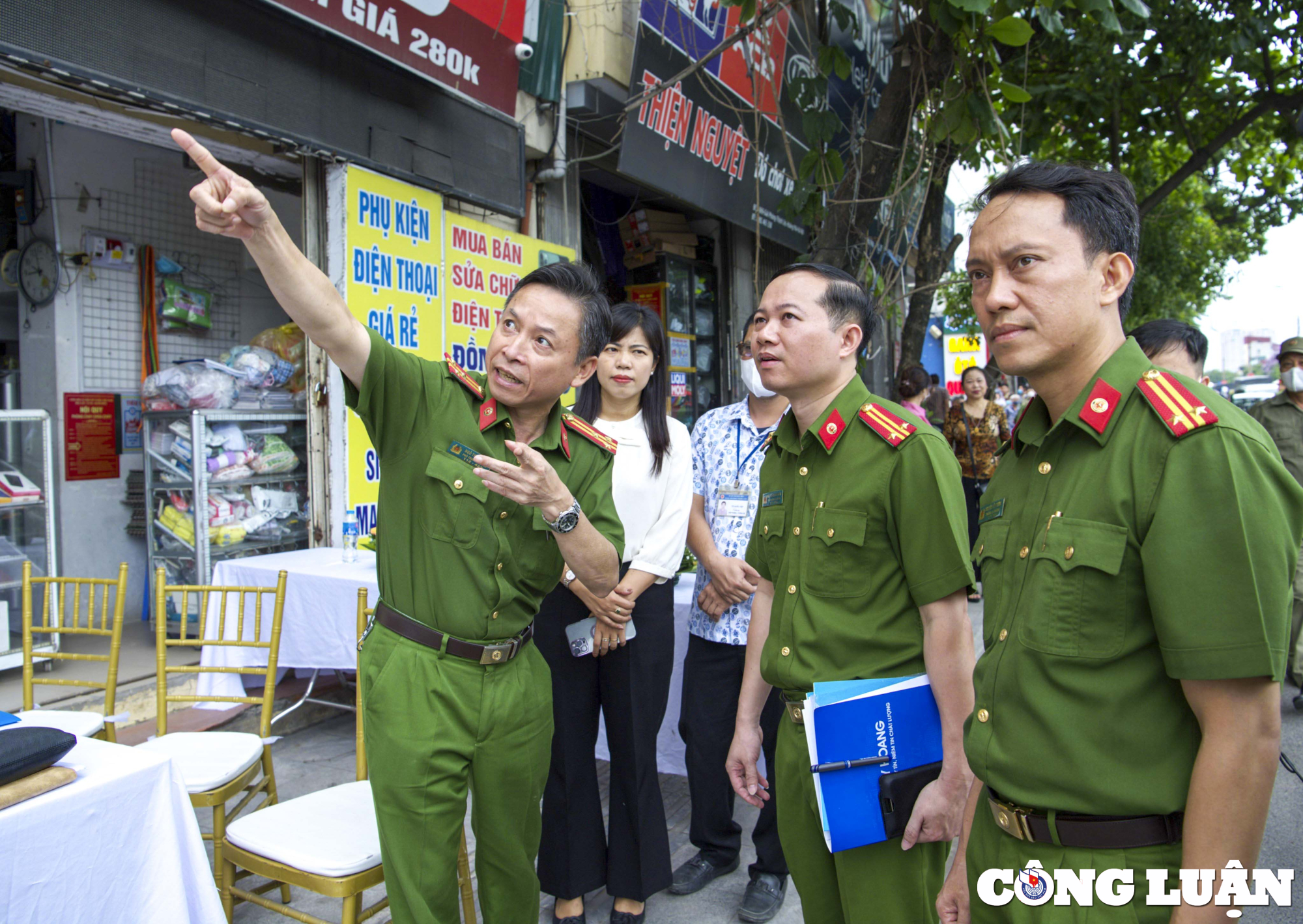 ha noi hang loat quan huyen dong loat dien tap to lien gia an toan pccc hinh 9