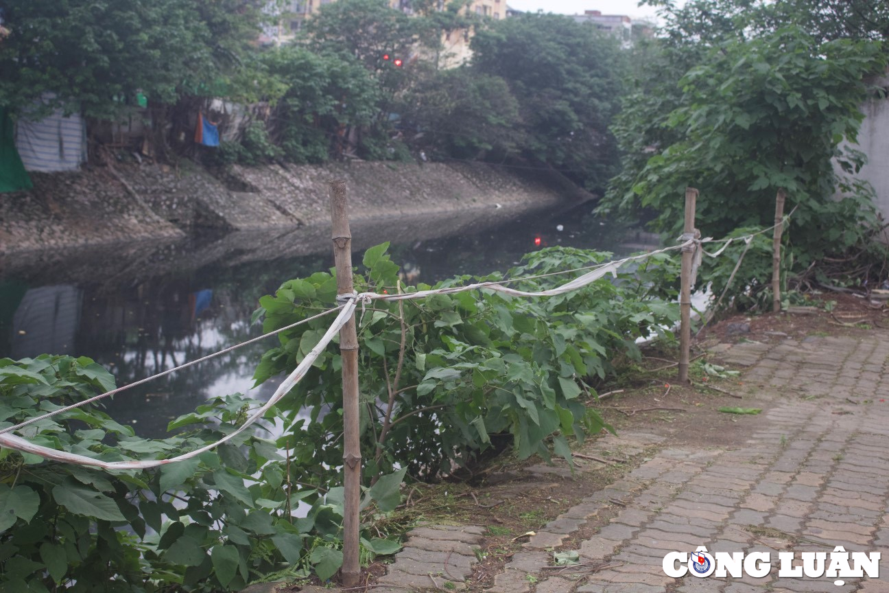 ha noi song sat bo song khong rao chan hang tram ho dan nom nop lo so hinh 6