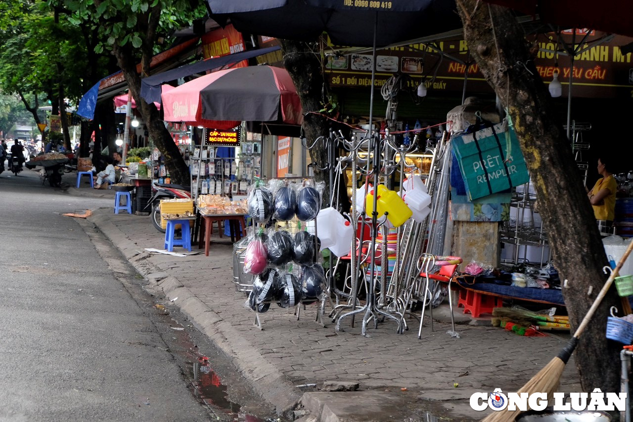 tai dien tinh trang lan chiem via he long duong de kinh doanh tai ha noi hinh 3