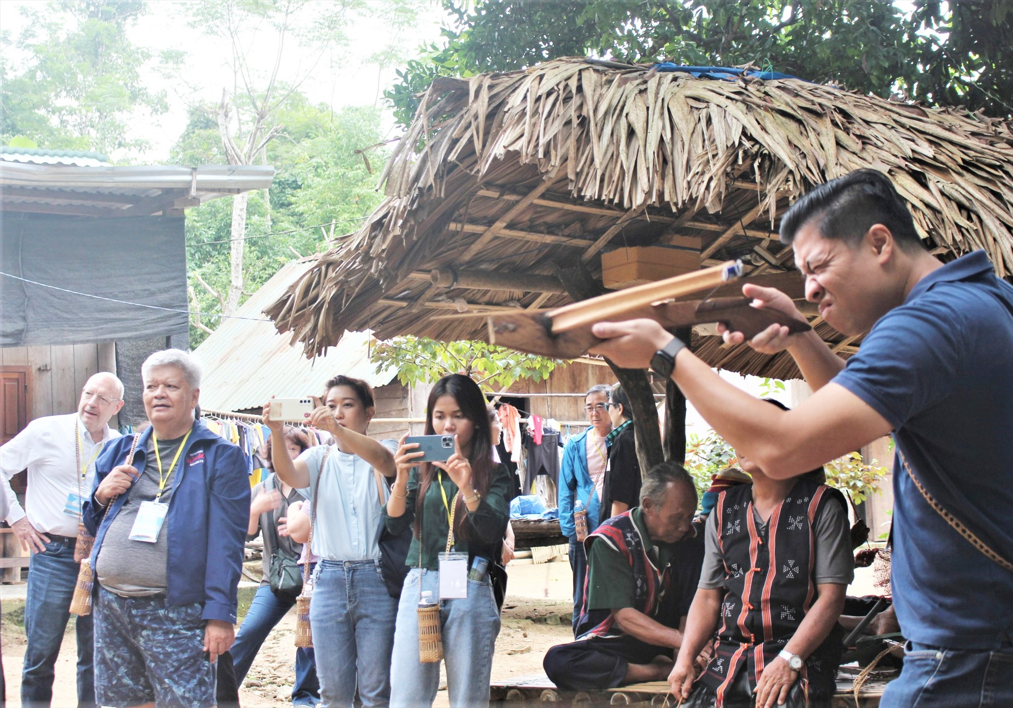 nam giang quang nam day manh phat trien du lich cong dong hinh 2