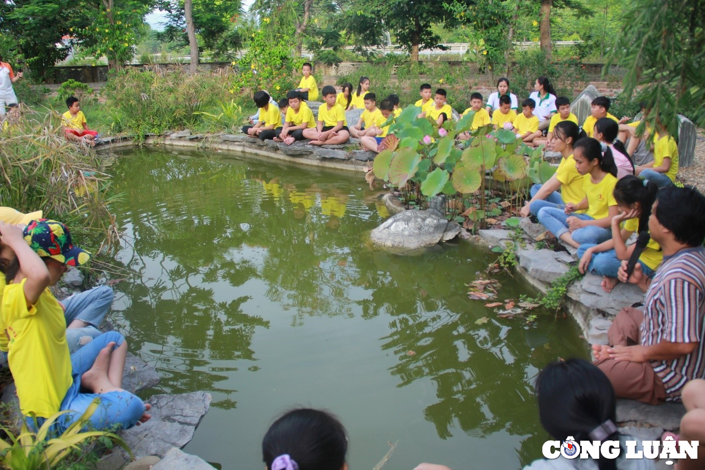 phu huynh rao riet tim trai he dao tao cac ky nang song cho con hinh 3