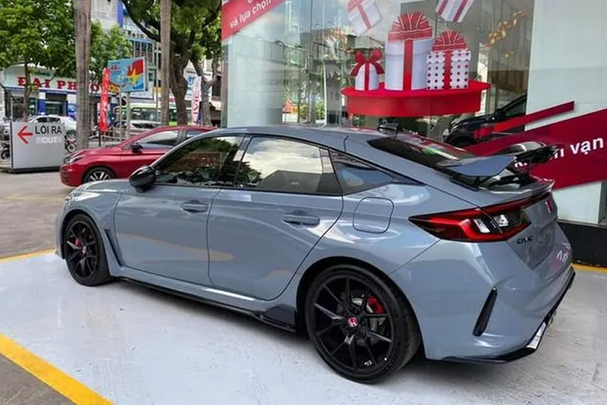 honda civic type r ban thuong mai da ve dai ly gia gan 24 ty dong hinh 7