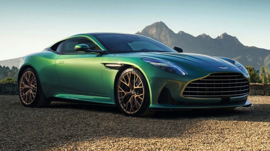 chiem nguong aston martin db12  mau super tourer dau tien tren the gioi hinh 1