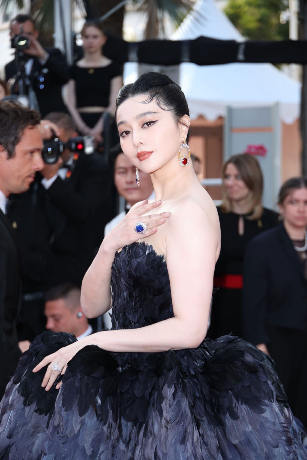 Phạm Băng Băng xinh đẹp và quyến rũ ở lễ trao giải Cannes