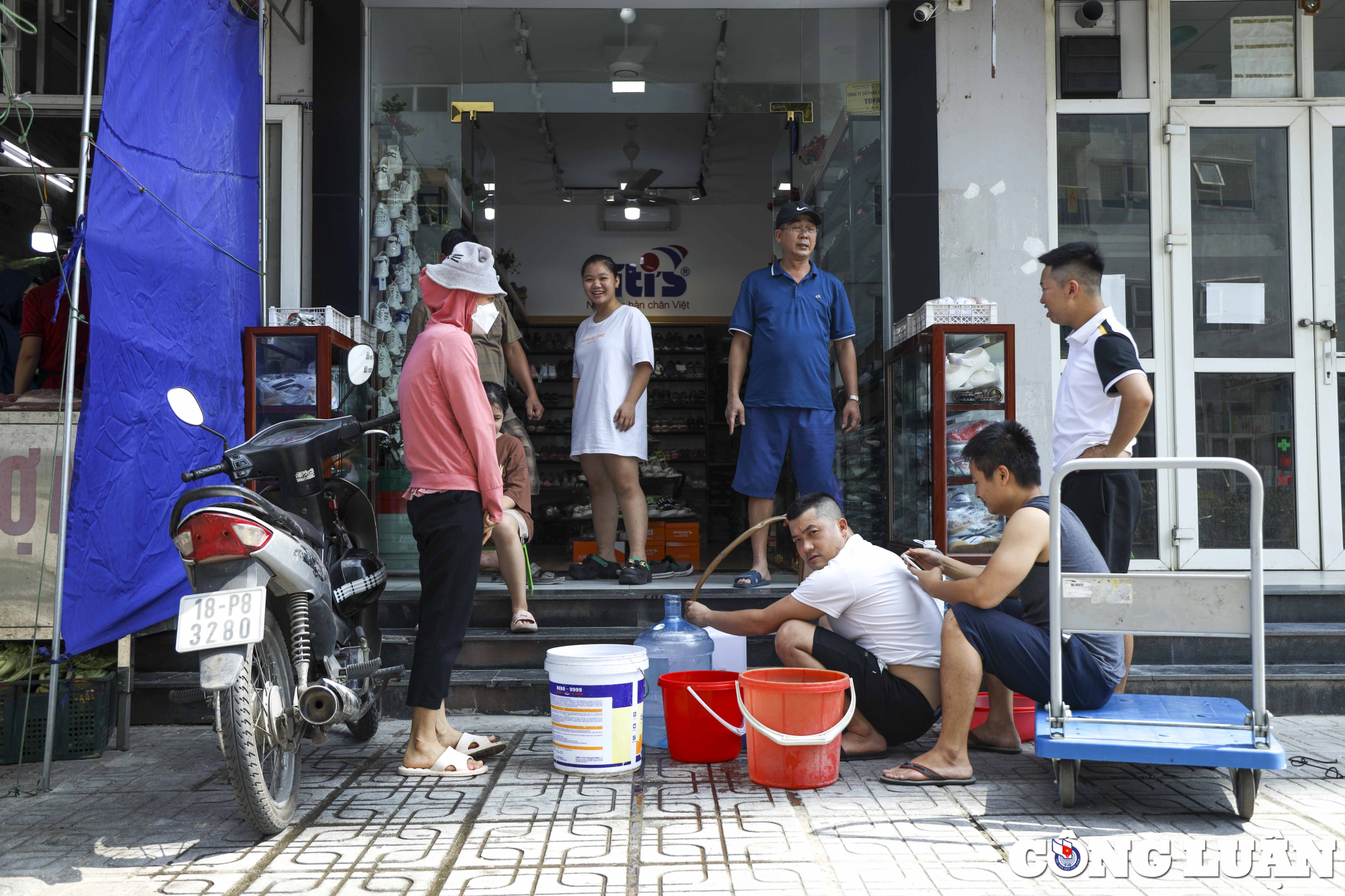 ha noi hang tram ho dan o khu do thi thanh ha kho so vi mat nuoc sinh hoat hinh 1