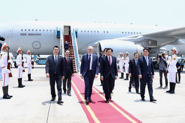 thu tuong australia anthony albanese den ha noi bat dau tham chinh thuc viet nam hinh 1