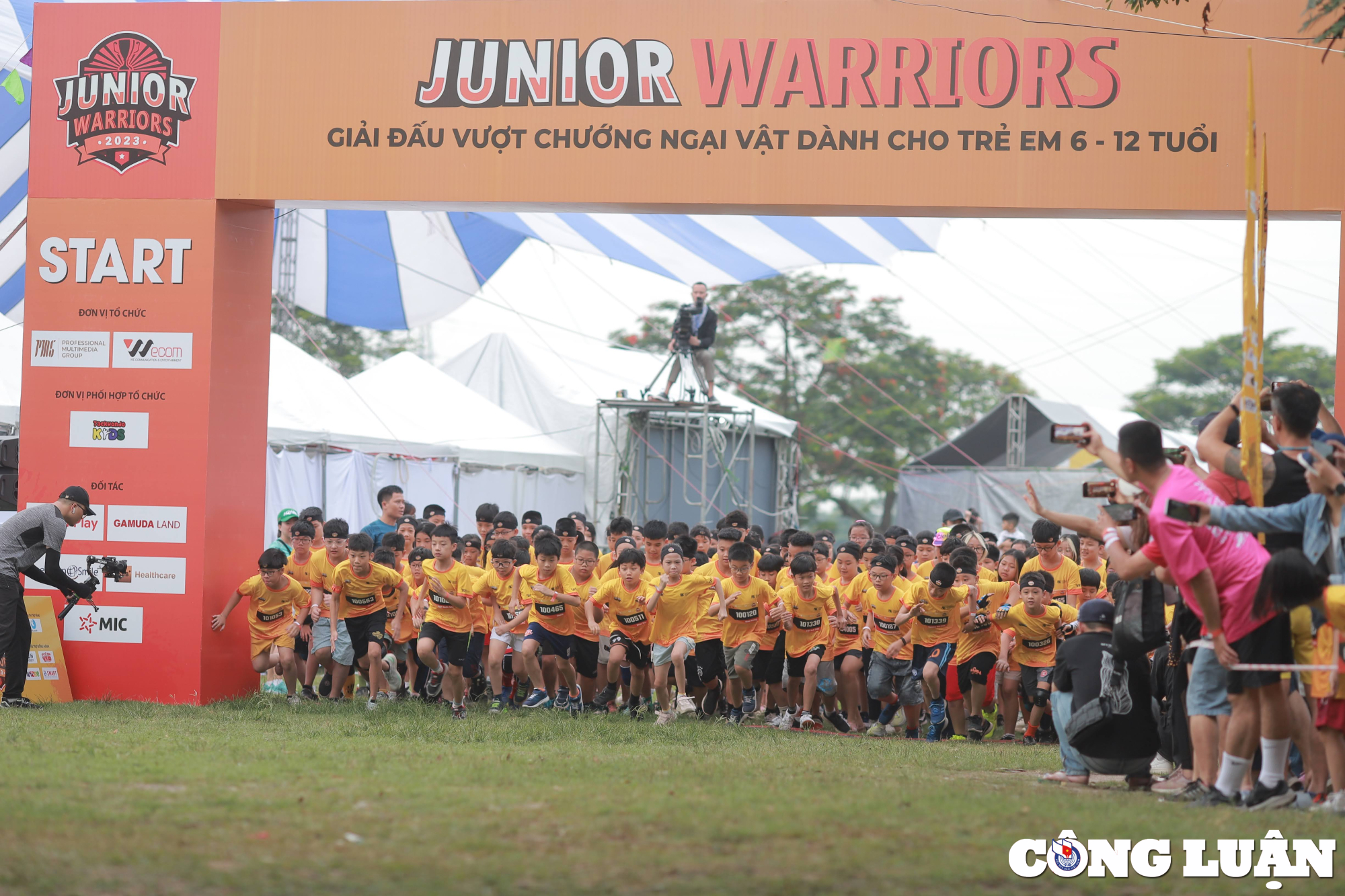 ha noi hang nghin chien binh nhi tham du giai chay vuot chuong ngai vat junior warriors hinh 1