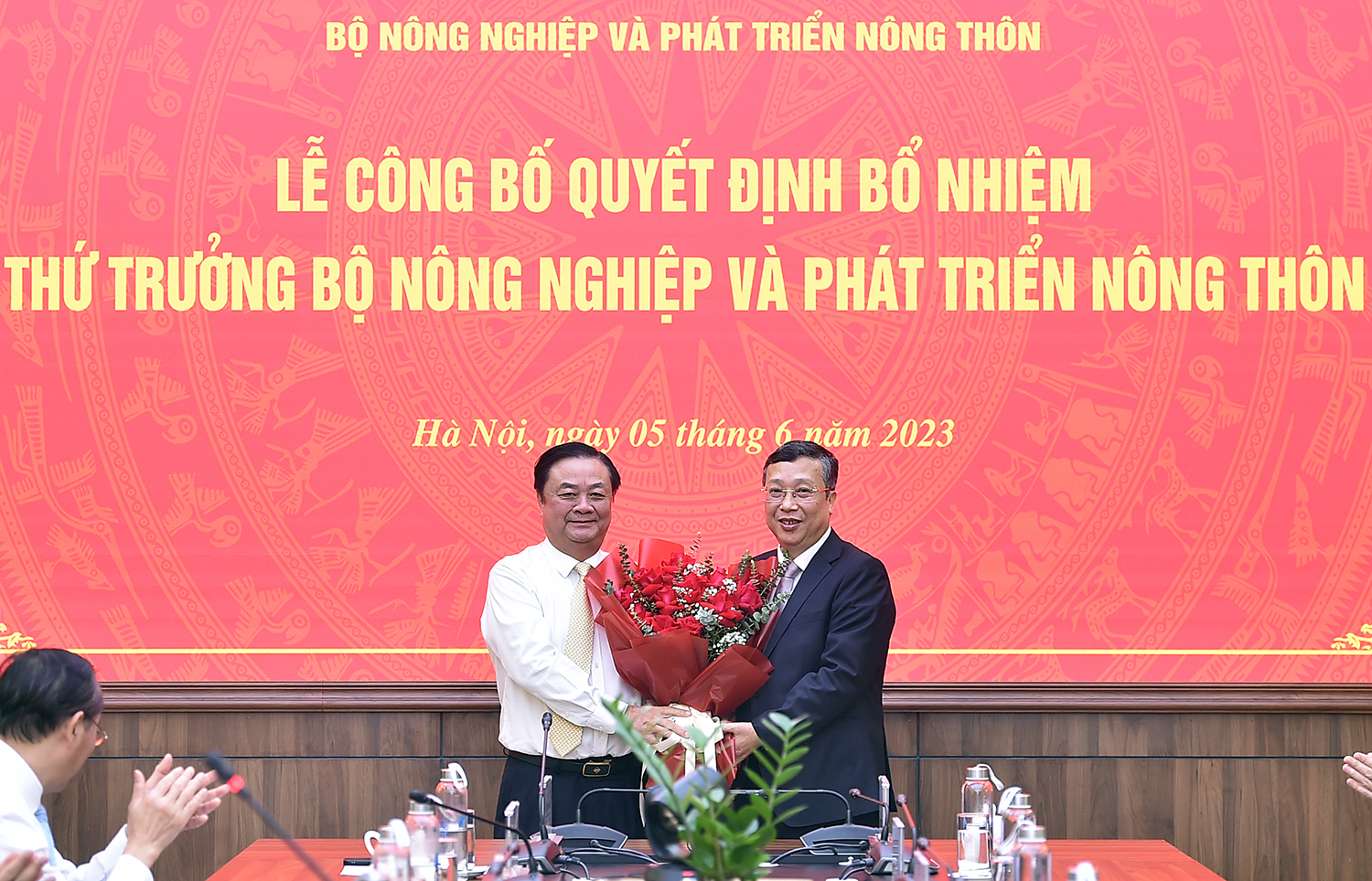 pho thu tuong tran luu quang trao quyet dinh bo nhiem thu truong bo nong nghiep phat trien nong thon hinh 2