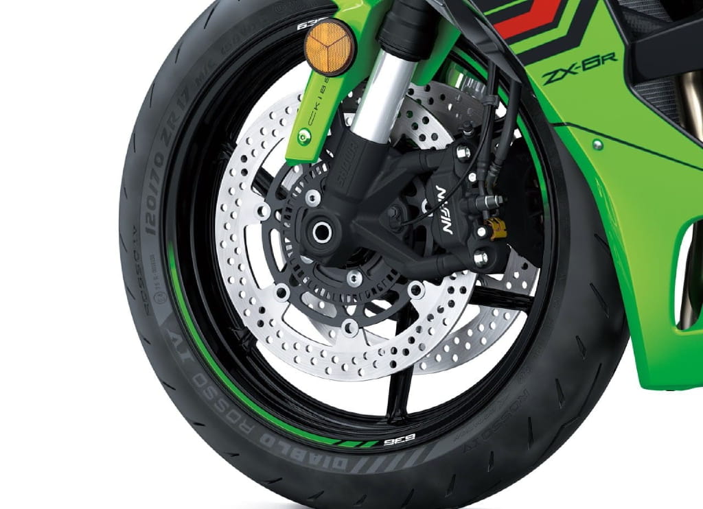 kawasaki ninja zx 6r 2024 ra mat voi dien mao moi hinh 7