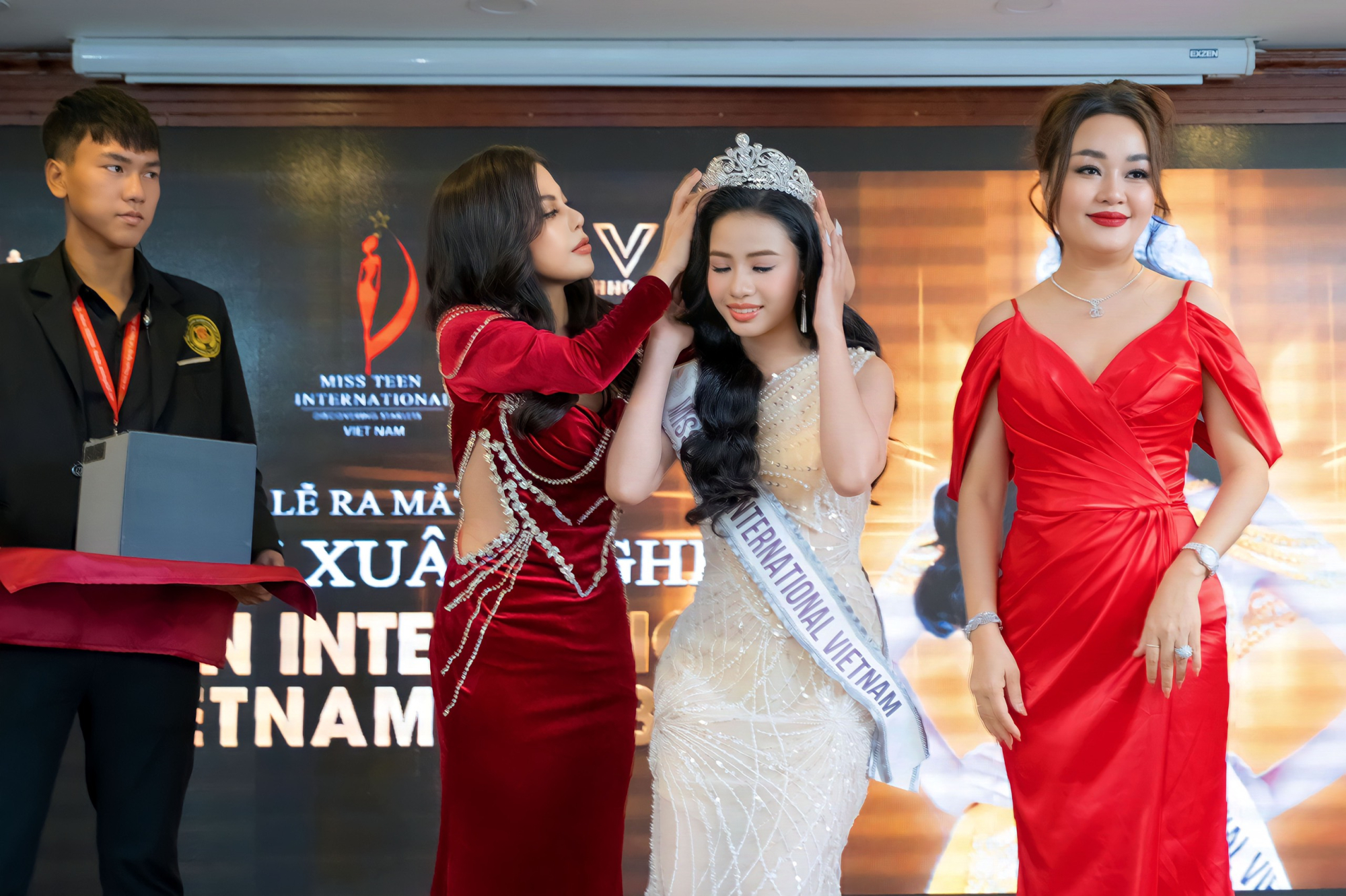 bui vu xuan nghi chinh thuc dai dien viet nam tai dau truong miss teen international 2023 hinh 1